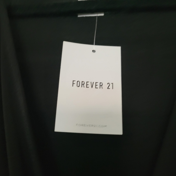 Dress - Picture 5 of 5